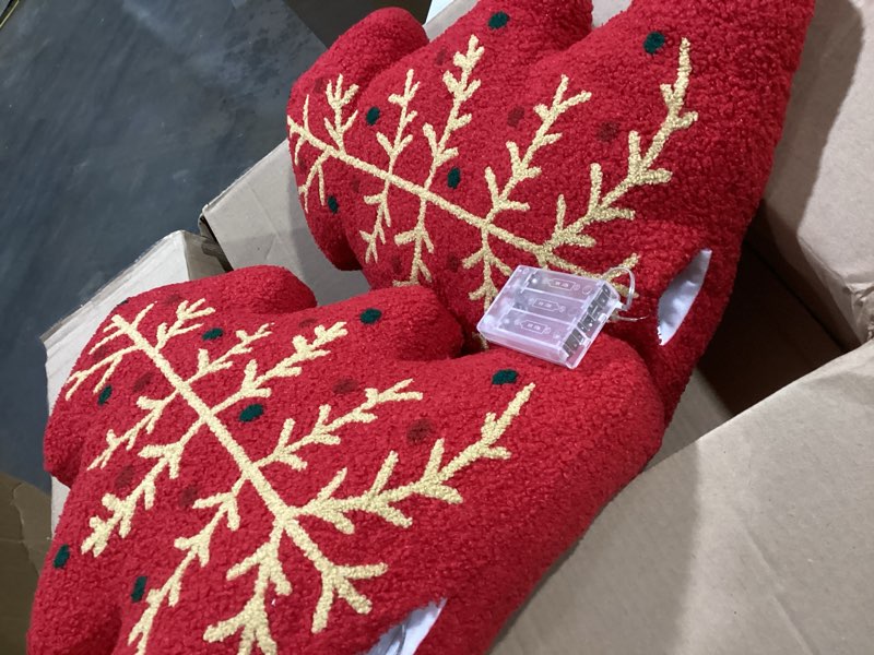 lanpn 2 pcs led christmas tree throw pillows, light up xmas pillow decor for indoor home sofa couch 