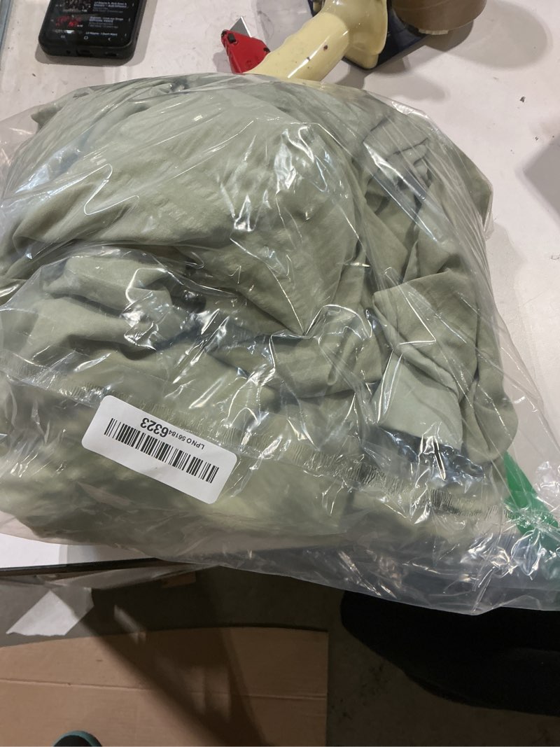Condition photo showing Good Condition for light green duvet cover queen size, ultra soft 3-piece boho seersucker duvet cover set with zipper closure, soft washed microfiber bedding set (90"x90", 2 pillowshams) green queen (90''x90'')