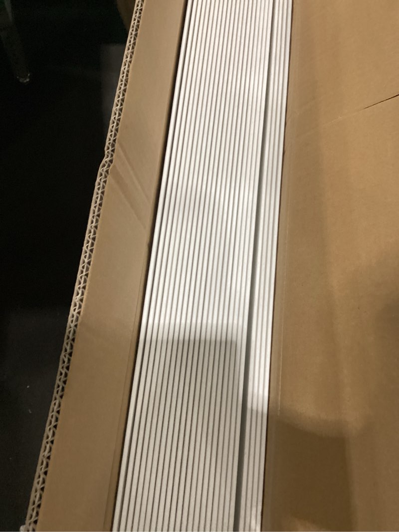 Condition photo showing Good Condition for tuxita trifold poster board,24 pack 36" x 48" large white corrugated poster boards,science fair display boards,project boards perfect for school projects, event displays and business presentations 24p