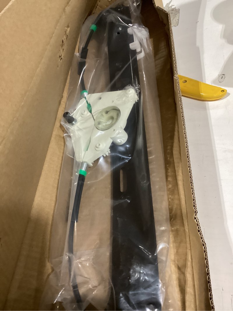 Condition photo showing Good Condition for rear driver side power window regulator without motor assembly replacement for bmw x3 e83 series 2004 2005 2006 2007 2008 2009 2010 sport utility, left, 749-586