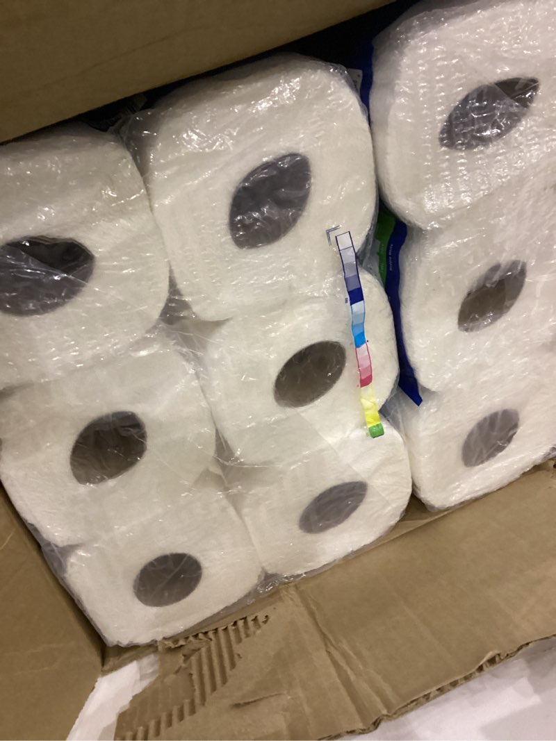 Condition photo showing New/Like New for 24 rolls sparkle paper towels