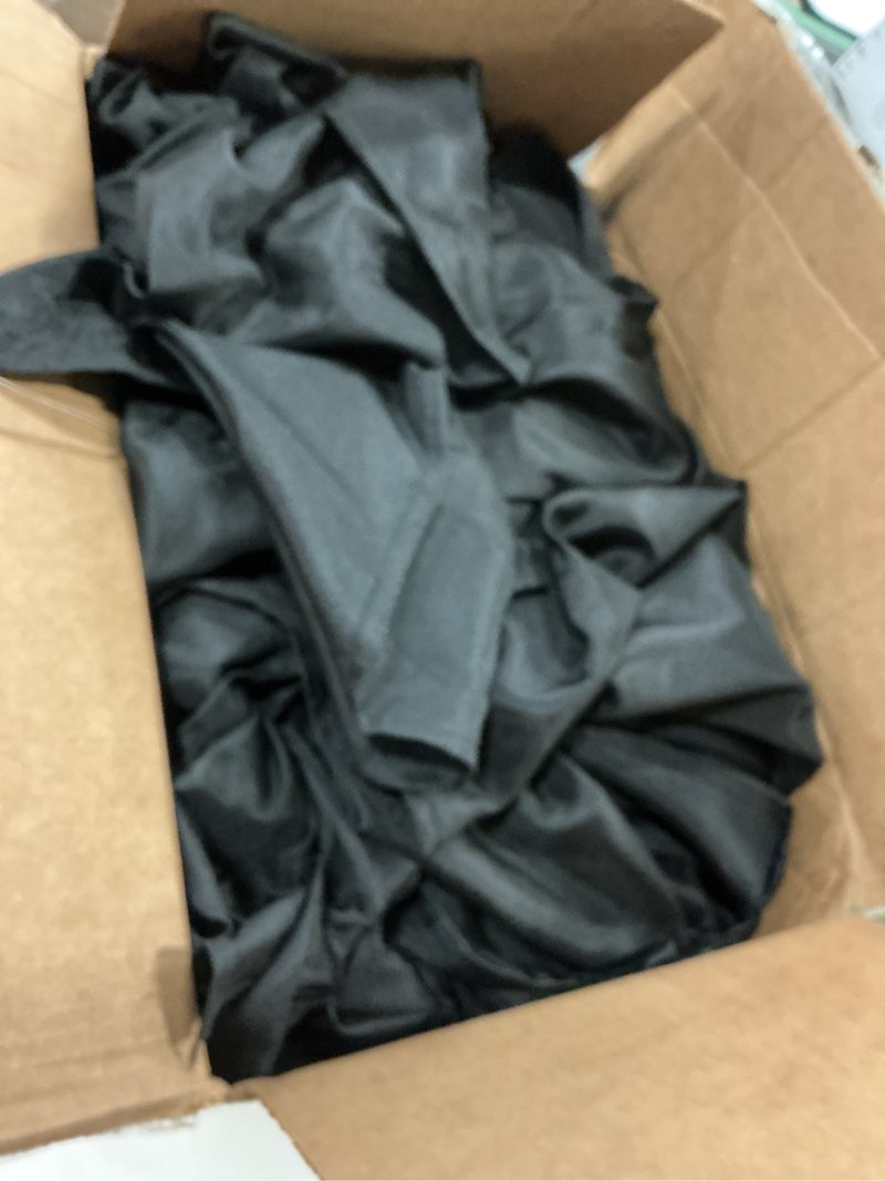 Condition photo showing Good Condition for VidaFete Table Cloth 10 Pack 90 * 132inch Rectangle Tablecloth Polyester, Stain Wrinkle Resistant Polyester Dining Table Cover for Kitchen Dinning Party Wedding Rectangular Tabletop Decoration(Black) Black 90x132 In, 10 Pack