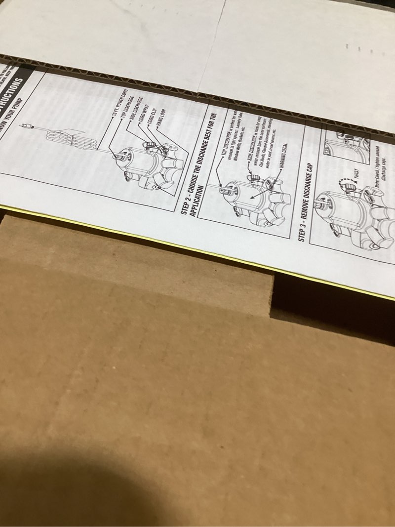 WAYNE - WaterBUG 1/6 HP 1350 GPH Submersible Pump with Multi-Flo Technology - Water Removal and Tran