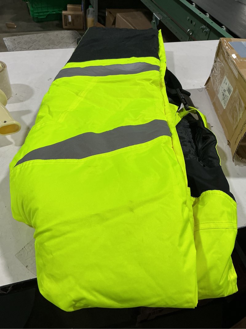 Condition photo showing Good Condition for Ergodyne GloWear 8928 Insulated Thermal Bib Overalls, High Visibility, Weather-Resistant Lime Small