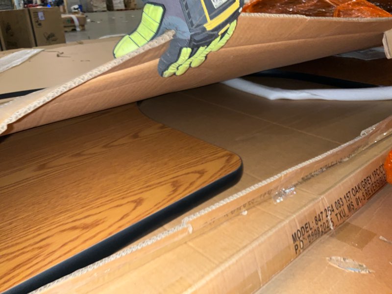 Condition photo showing Good Condition for reversable u shaped table top