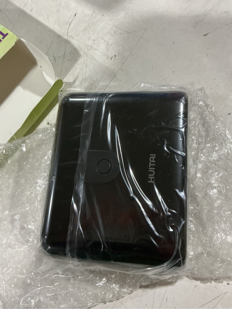 Condition photo showing Good Condition for travel bottles with case, 4x2oz tsa approved, leak-proof, press to unlock, compact & portable travel toiletries (black)