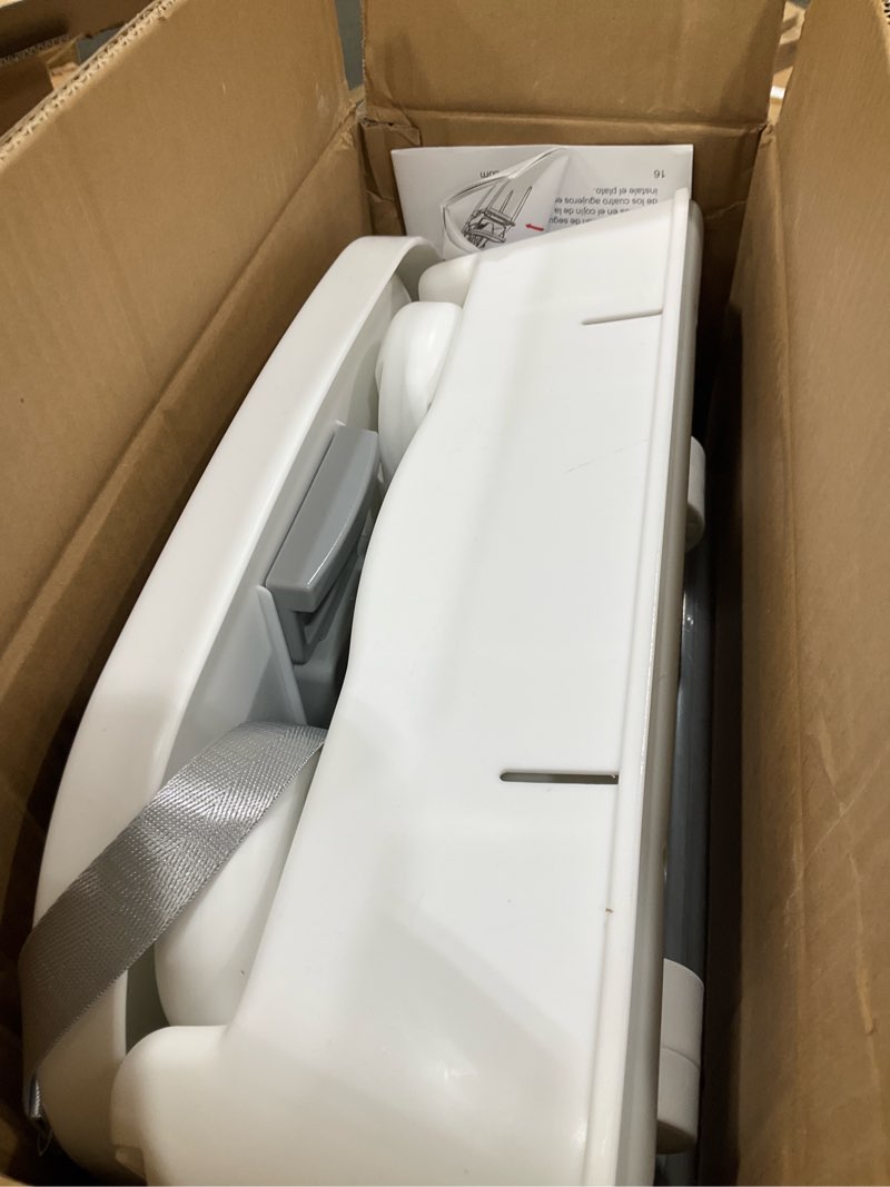 Condition photo showing Good Condition for 3 in 1 baby high chair, bellababy adjustable convertible chairs for babies and toddlers, compact/light weight/portable/easy to clean grey