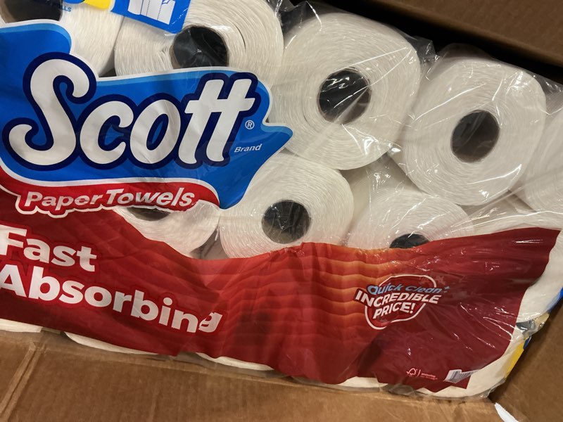 Condition photo showing New/Like New for scott paper towels, choose-a-sheet, 30 double rolls = 60 regular rolls (108 sheets per roll) double 108 sheets (pack of 30)