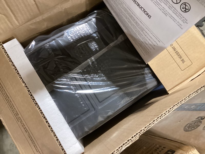 Condition photo showing Good Condition for Duraflame Electric Infrared 3D Freestanding Stove with Pedestal Base  Black