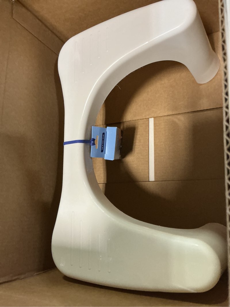 Condition photo showing Good Condition for Squatty Potty Simple Curve Bathroom Toilet Stool 7" White