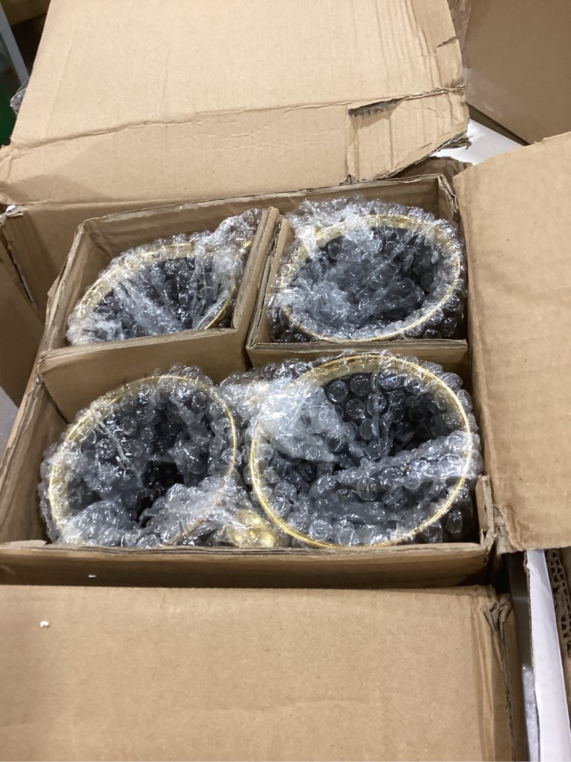 Condition photo showing Good Condition for elanze designs 16-piece metallic bubble porcelain ceramic plates bowls mugs dinnerware set - service for 4, black with gold accents black and gold