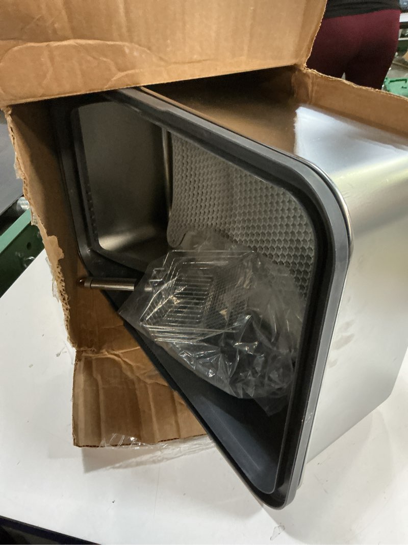 Condition photo showing Good Condition for Stainless Steel Litter Box | XL Enclosed Box with Lid for Big Cats | High Sided, Anti-Urine Leakage | Non-Stick Bottom & Includes Litter Mat & Metal Scoop (Dark Gray, XX-Large) XX-Large Dark Gray