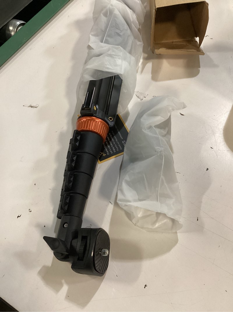 https://lotting-media.assets.bidfta.com/lotting_7e5cf341-f4d4-45b5-986e-e1a3e13227f4