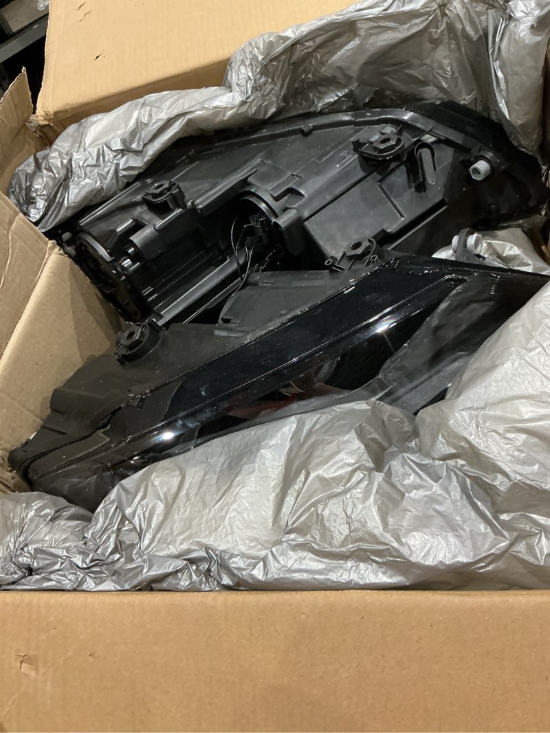 Condition photo showing Good Condition for headlights assembly compatible with 2011-2018 vw jetta mk6 clear lens black housing clear reflector halogen headlamp assembly,1x pair halogen-black clear
