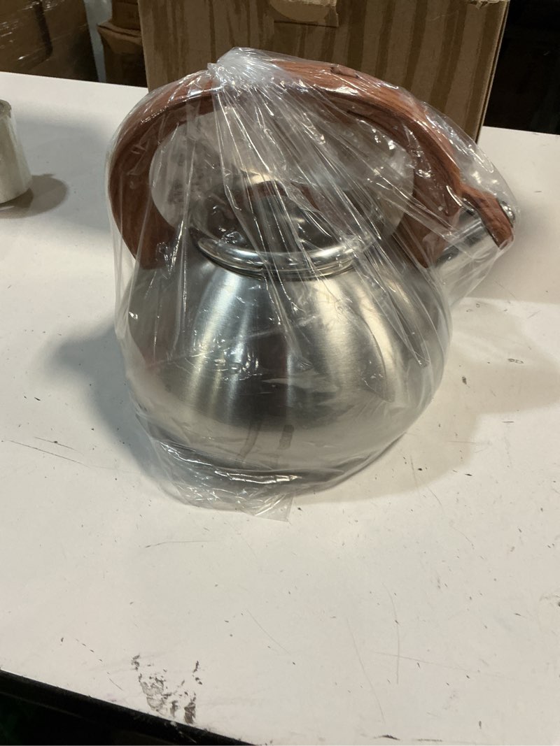 Condition photo showing New/Like New for waldwerk tea kettle stovetop (2.4 quart) - teapot for stovetop - also for induction and gas stoves - stainless steel tea kettle - whistling tea kettle for stove top whistling kettle 2.4 quart
