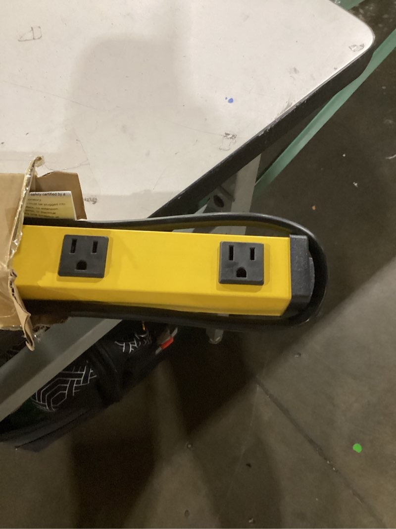 Condition photo showing Good Condition for tiffcofio metal power strip, 9 widely space outlets, wall mountable power strip surge protector, 6 ft extension cord,15a/1875w, etl listed (9 outlet)