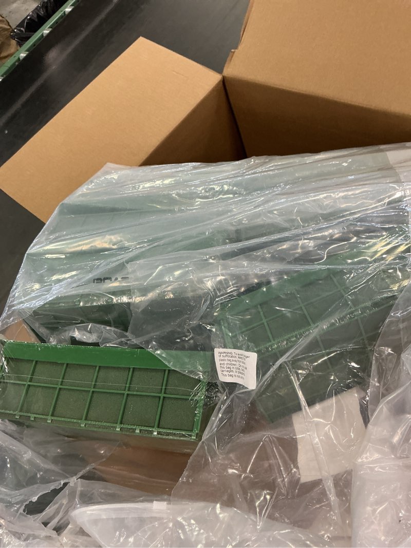 Condition photo showing As Is for (Incomplete)12 Packs Floral Foam Cage Rectangle Flower Cage Holders with Floral Foam Floral Arrangement Supplies for Fresh Flowers, Home Weeding Decorations, 11.8 x 4.3 x 3.1 Inches