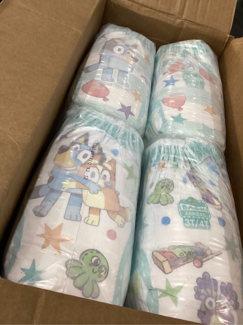 Condition photo showing New/Like New for Huggies Size 5 Diapers, Little Movers Baby Diapers, Size 5 (27+ lbs), 132 Count (2 Packs of 66), Packaging May Vary Size 5 132