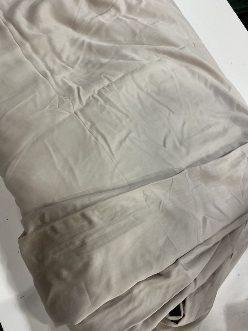 Condition photo showing Good Condition for quince, organic bamboo duvet cover /king/sand