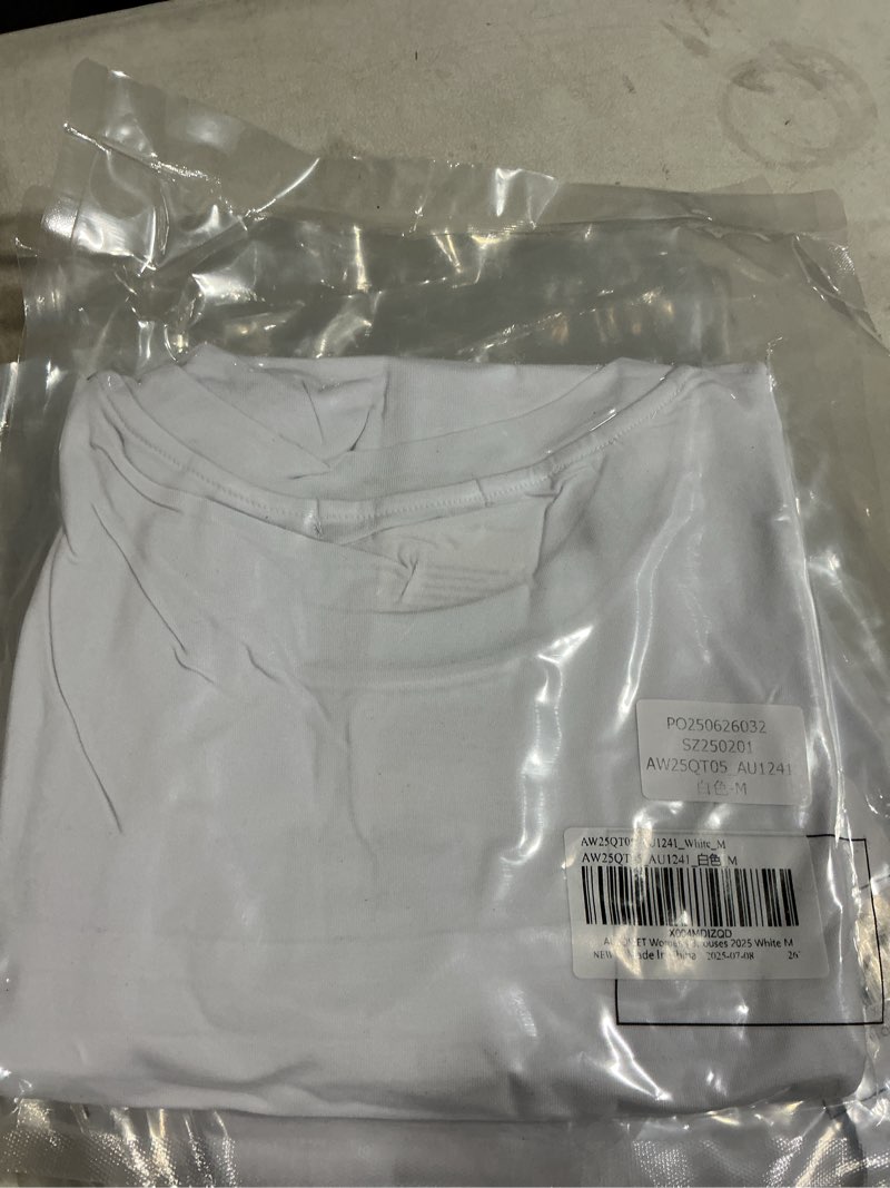 Condition photo showing New/Like New for AUTOMET Women's 3/4 Length Sleeve Tops Crew Neck Casual Tunics Dressy Pleated T Shirts Summer Blouses 2026 White Medium