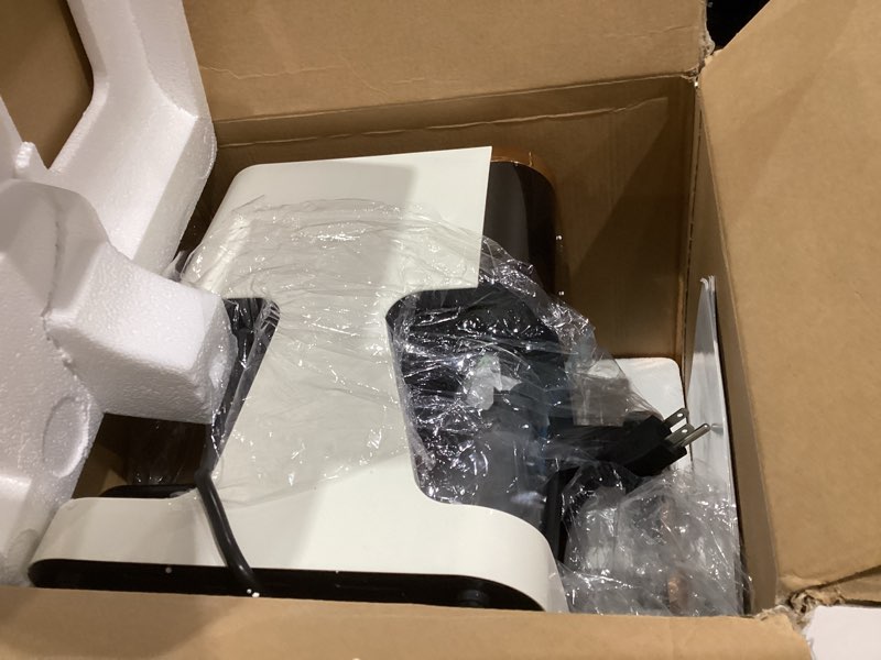 Condition photo showing Good Condition for APSARAS USA Air Fryer Glass, 5.2QT Convection Oven Glass Air Fryer Non Toxic, Transparent Fry Bowl | Cook Shrimp, Steak, Fries, Wings, Chicken & More | Precise Temperature Control & Time White and Gold