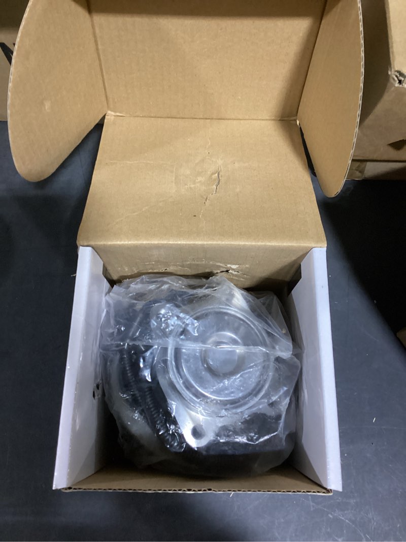 Condition photo showing Good Condition for 512493 Rear Wheel Bearing and Hub Assembly 5 Lugs Fits for Dodge Grand Caravan, Chrysler Town & Country, Volkswagen Routan, Ram C/V Wheel Hub Bearing Assembly w/ABS