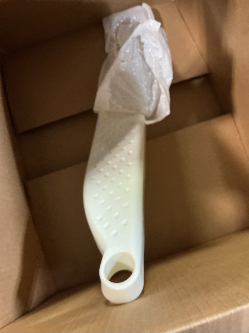 Condition photo showing Good Condition for generic high chair foot rest, adjustable, polypropylene (pp), non-slip, compatible with ikea antilop highchair (white)