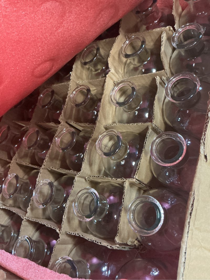 Condition photo showing Good Condition for lallisa 30 pcs 4.9 inches small glass bud vases bulk mini flower vases for centerpieces decorative glass bottles vintage rustic decoration for wedding dining table home decor 4.9 inches transparent 30