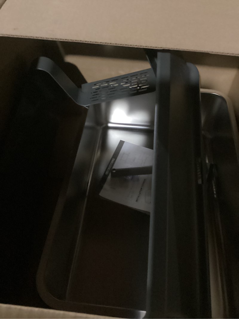 Condition photo showing Good Condition for Enclosed Stainless Steel Cat Litter Box with Lid, XL Extra Large Litter Box for Big Cats, Metal Litter Pan High Sided, Never Absorbs Odors, Anti-Urine Leakage, Easy Cleaning, Include Scoop 5 - Dark Gray (Pack of 1)