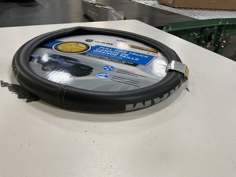 Condition photo showing New/Like New for plasticolor 006697r25 ram deluxe elite steering wheel cover - gray logo