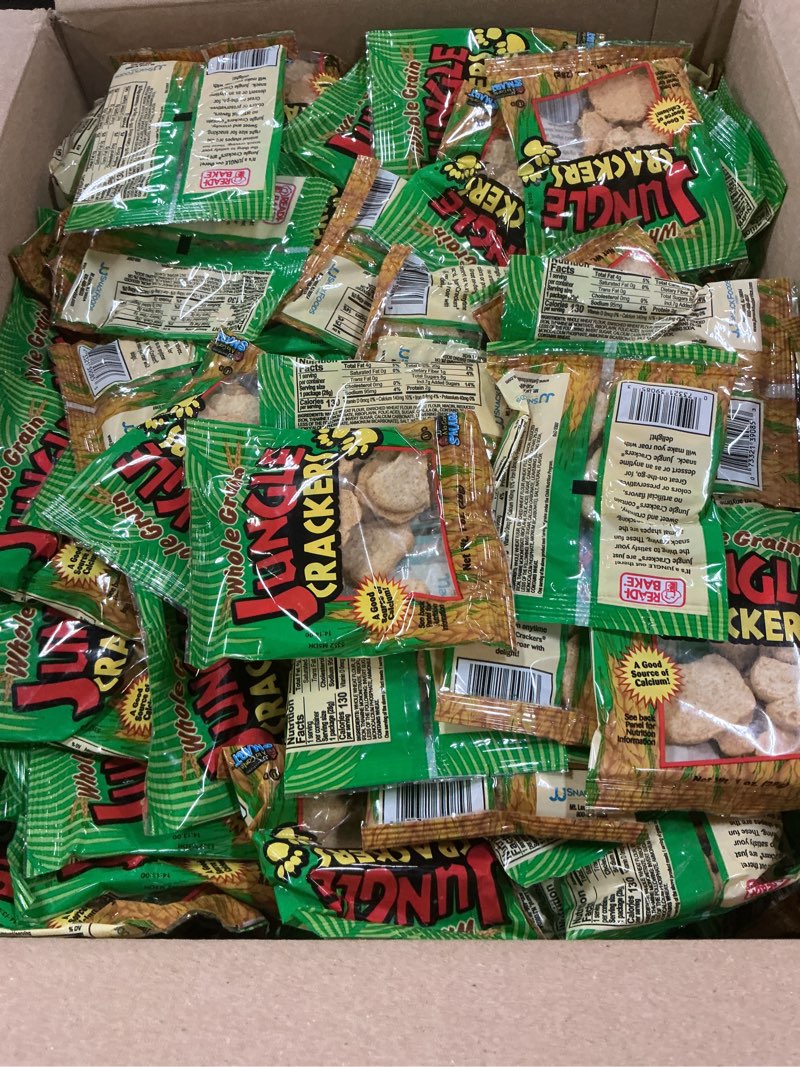 Condition photo showing New/Like New for readi-bake benefit 200ct whole grain jungle animal cracker snacks, 1 ounce packages (b071hsy5rl)