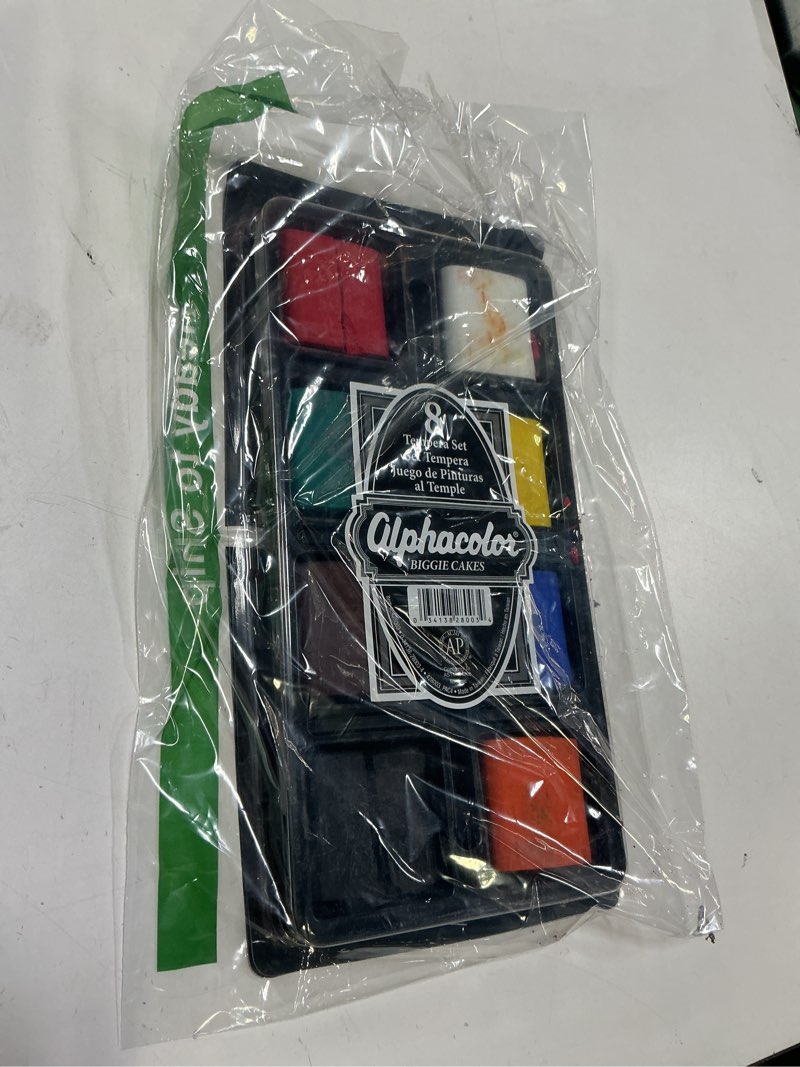 Condition photo showing Good Condition for Derwent Alphacolor Concentrated Tempera Biggie Paint Cake Tray Set, 2 x 2.5 x 0.5 Inches, Multi-Colored, 8 Colors per Pack (428003) 1 Count (Pack of 1)