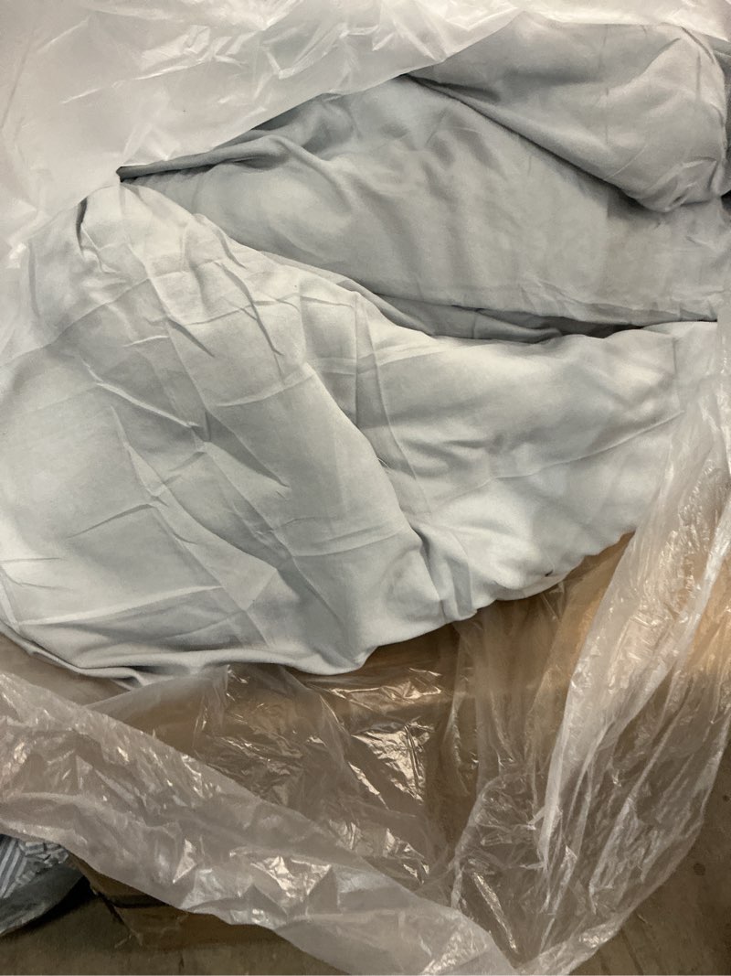 Condition photo showing As Is for Twin Comforter Set Lightgrey,2PCS Soft Lightweight Breathable Bedding Comforter Sets for All Season, Twin Size(68''×90'' Comforter & 1 Pillowcase) 07lightgrey Twin (68"x90")