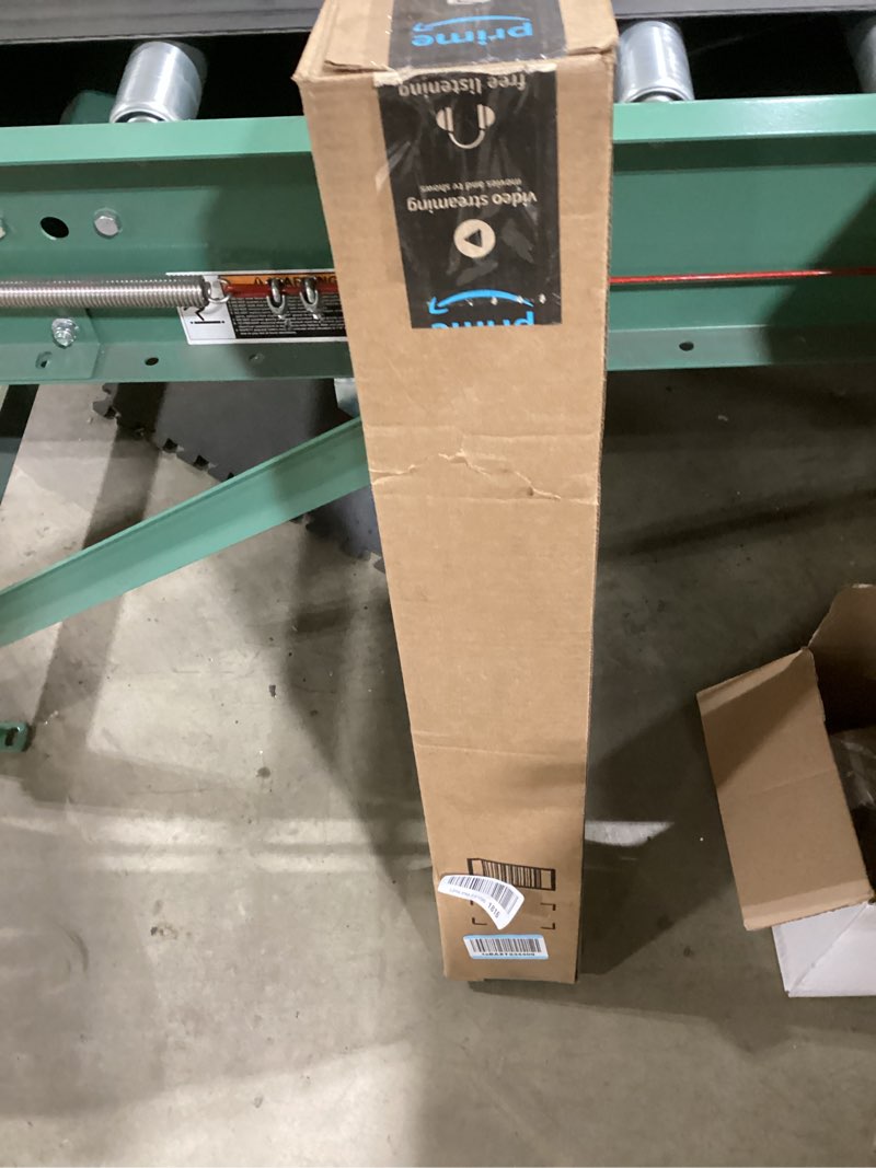 Condition photo showing As Is for Metal pole 