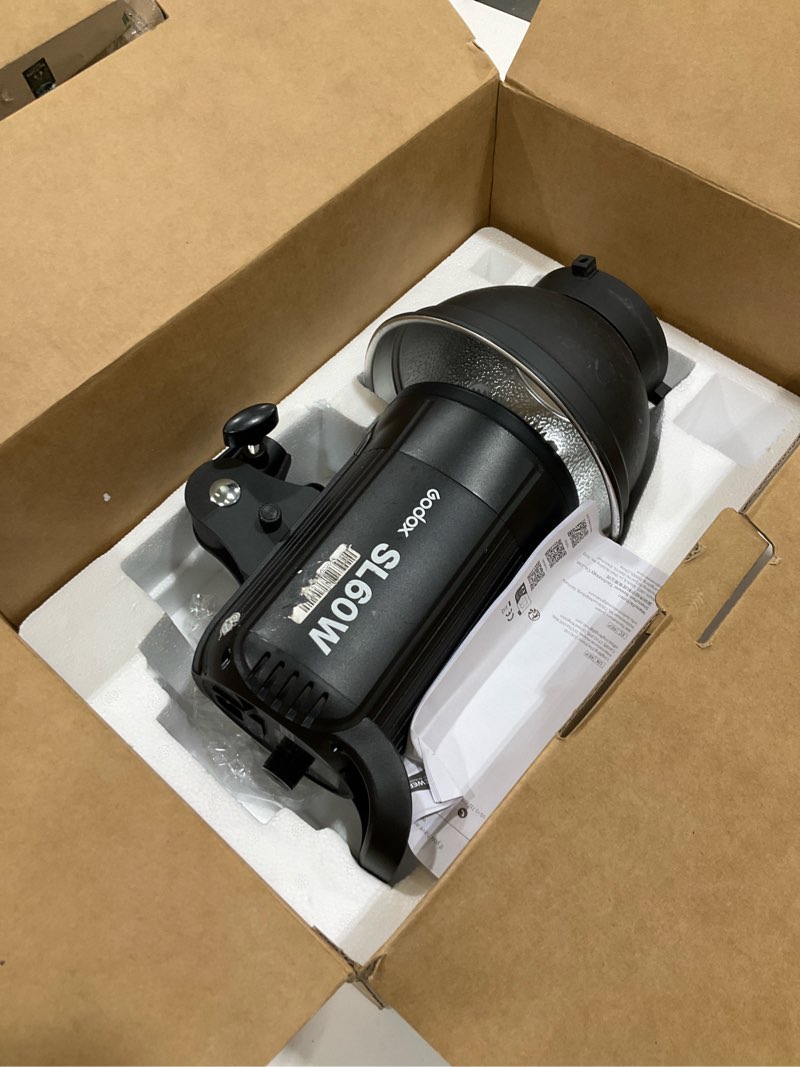 Condition photo showing Good Condition for NEEWER CB60 RGB 70W LED Video Light with App Control, Bowens Mount COB Full Color Continuous Output Lighting 18000Lux/1m CCT 2700K-6500K CRI97+ 17 Scenes for Photography/Studio Video Recording