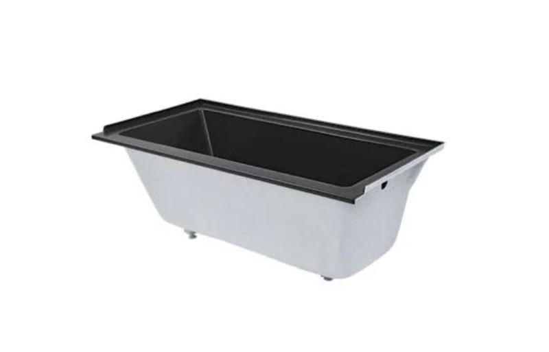 Swiss Madison Voltaire 60" Three Wall Alcove Acrylic Soaking Tub with Right Drain and Overflow