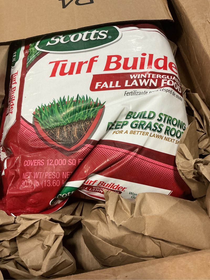 Condition photo showing Good Condition for scotts turf builder winterguard fall lawn fertilizer for all grass types, 12,000 sq. ft., 32.3 lbs.
