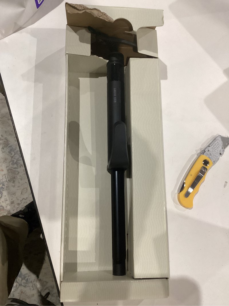 Condition photo showing As Is for HOT TOOLS 3/4 Inch Curling Iron - Black Gold