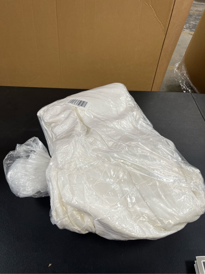 Condition photo showing Good Condition for european linen double flange duvet cover, king/cal king, white