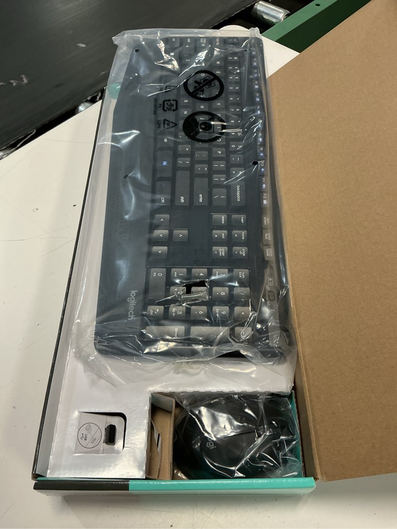 Condition photo showing New/Like New for logitech advanced combo wireless keyboard and mouse, black, walmart exclusive