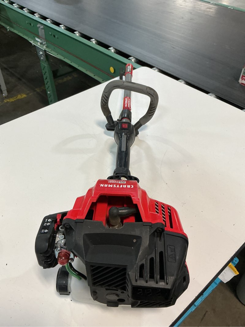 Condition photo showing As Is for craftsman. craftsman ws4200 30-cc 4-cycle 17-in straight shaft attachment capable gas string trimmer edger conversion capable