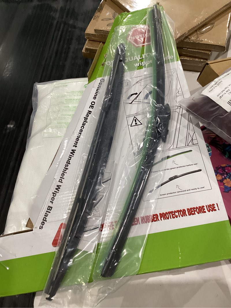 Condition photo showing New/Like New for HULADAED® 15'' 15'' 13'' Windshield Wipers Replacement for Jeep Wrangler 2017-2007 Wrangler JK 2018,Silicone Front Rear Wiper blades for MY Car-All Weather & Quiet(3 PACK) 15+15+13 for Jeep Wrangler 2007-2017,Wrangler JK 2018