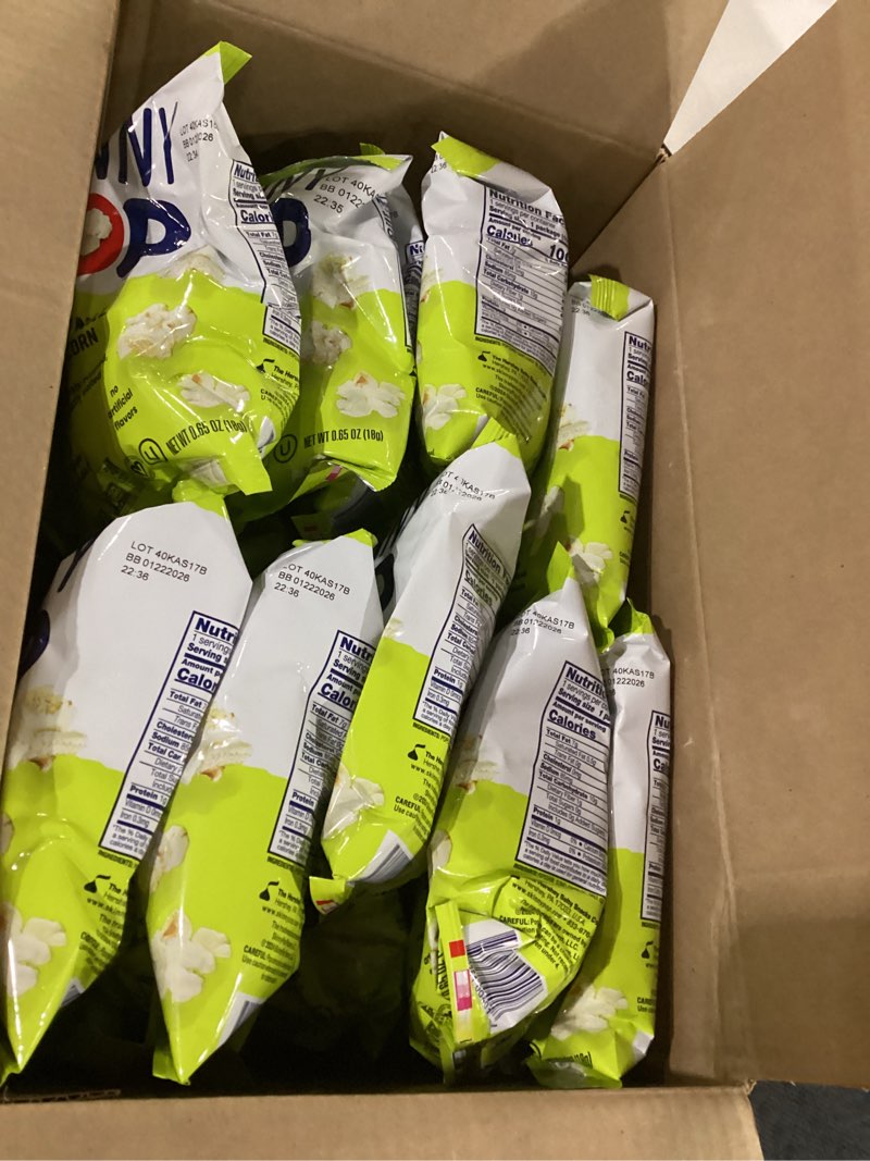 Condition photo showing As Is for best by date 1/22/26****skinnypop popcorn, original, whole grain, dairy-free snack, 0.65oz bags (30ct) original 0.65 ounce (pack of 30)