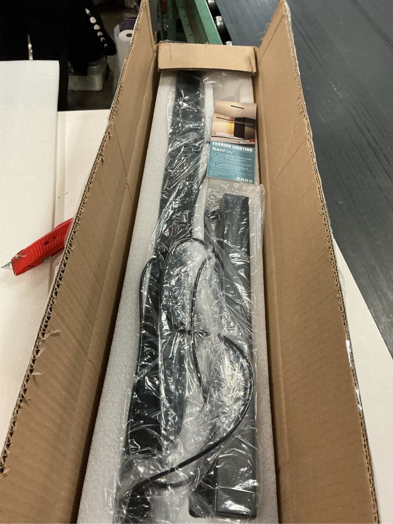 Condition photo showing Good Condition for 3000k-6000kModern Ceiling Pendant Light with Remote Control, Linear Chandelier Dining Light Fixture for Kitchen, Living Room, Dining Room (Dimming, 31.5inch)