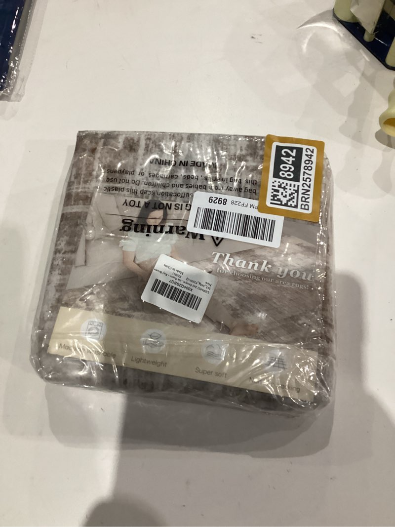 Light weight area rug 