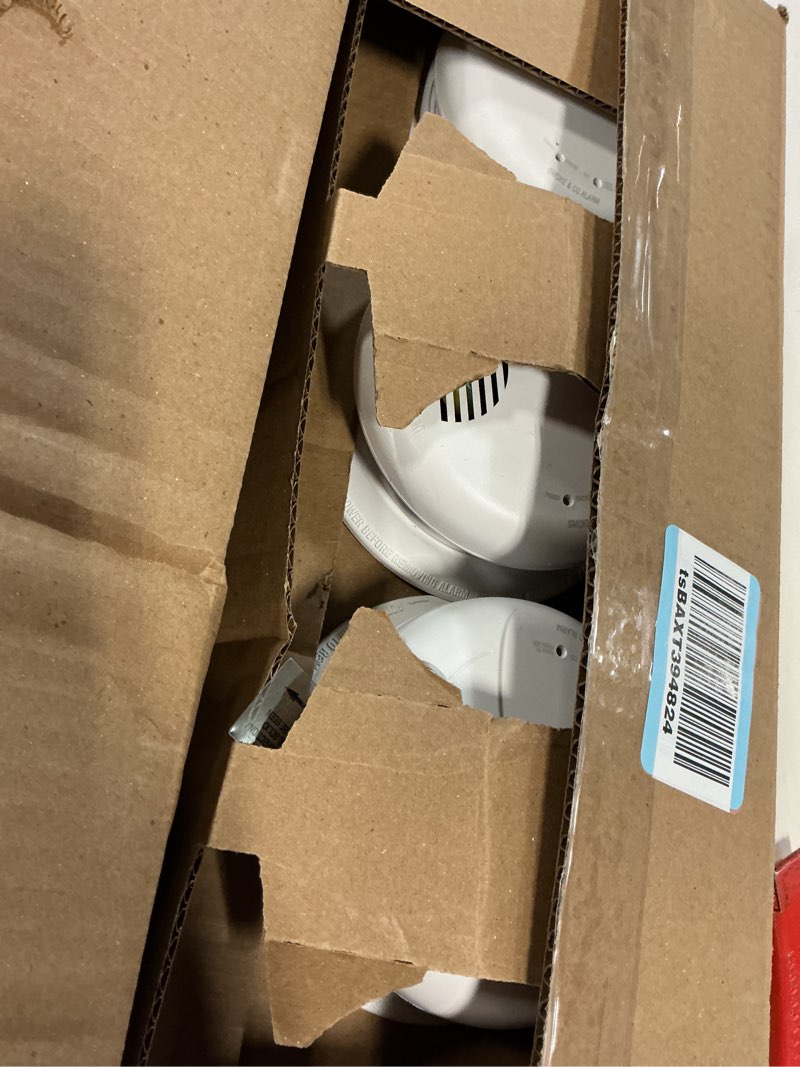 Condition photo showing Good Condition for first alert combination smoke & carbon monoxide alarm, interconnect hardwire detector with battery backup and voice & location alerts, smco100v-ac, 3-pack 3-pack precision detection