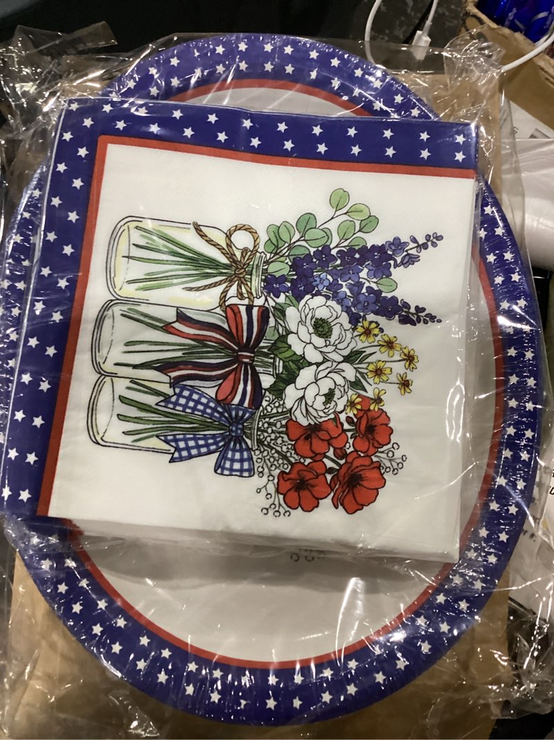 Condition photo showing New/Like New for maxdot 100 pcs 4th of july oval plates and napkins heavy 10 x 12 inch duty patriotic flower paper plates red white blue napkins disposable dinnerware set for independence day party supplies, serves 50