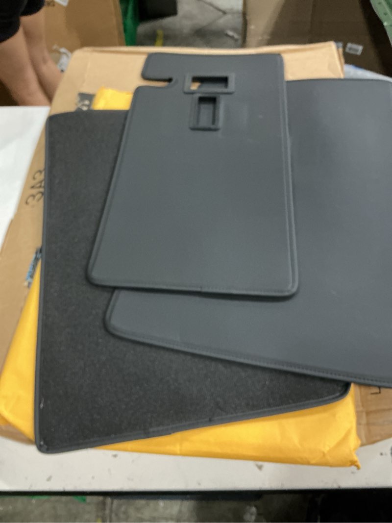 Condition photo showing Good Condition for basenor rear seat back cover for 2026 2025 tesla model y juniper 5 seats all weather seatback liner backrest mats pet dog friendly model y accessories 3pcs (standard/premium/performance) 2025 2026 model y juniper