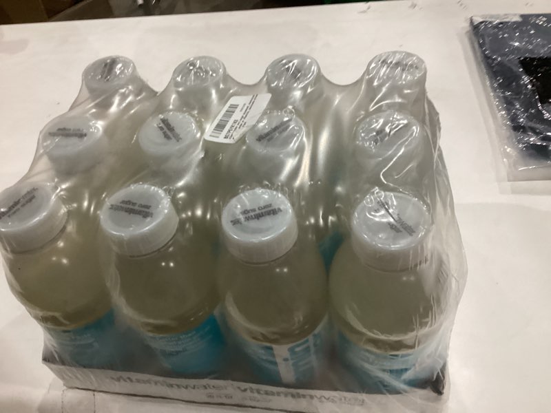 Condition photo showing New/Like New for vitaminwater Zero Sugar Squeezed Lemonade Nutrient Enhanced Flavored Water Beverage, 20 fl oz Bottles, 12 pack Zero Sugar Squeezed Lemonade 20.05 Fl Oz (Pack of 12)