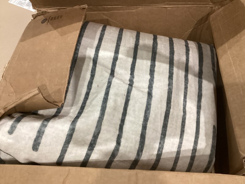 Condition photo showing As Is for Lahome Abstract 8x10 Area Rugs for Living Room Bedroom, SoftWashable Rugs 8x10, Ultra-Thin Non-Slip Modern Dining Room Rug Non-Shedding Accent Carpet for Office(8x10ft,Black) Grey/Beige 8' x 10'